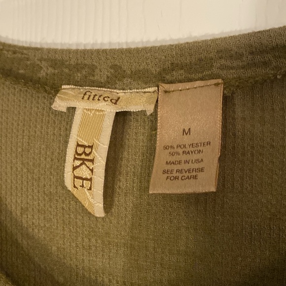 BKE fitted Olive green burnout long sleeve top size medium - Picture 2 of 5